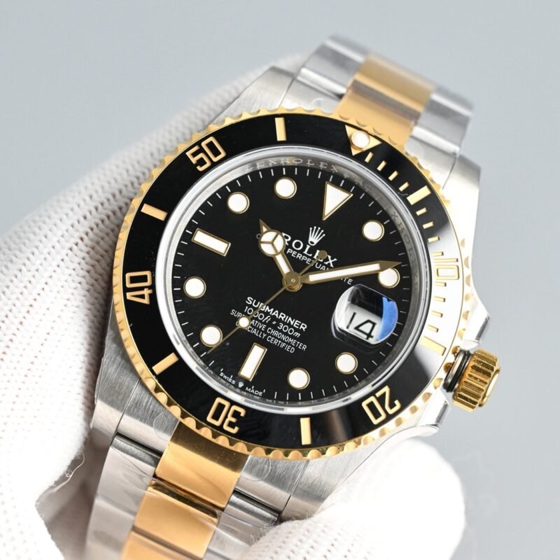 IMG_1721 🕰️ Rolex Submariner Date 41 mm – Reference 0608005