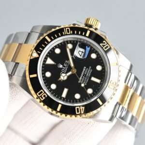 IMG_1722 🕰️ Rolex Submariner Date 41 mm – Reference 0608005