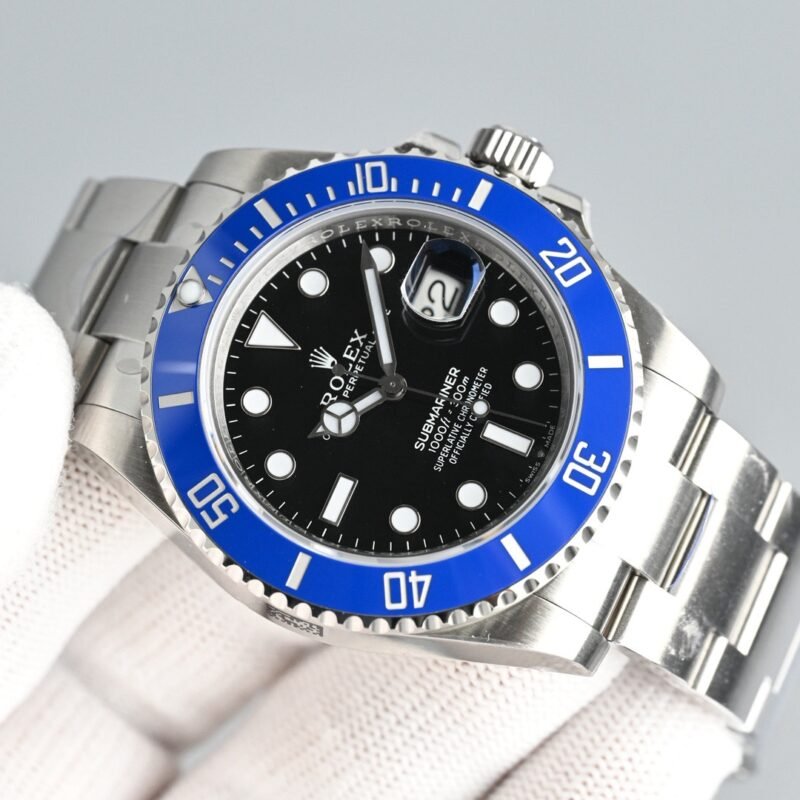 IMG_1742 🕰️ Rolex Submariner Date 41 mm – Reference 0608003