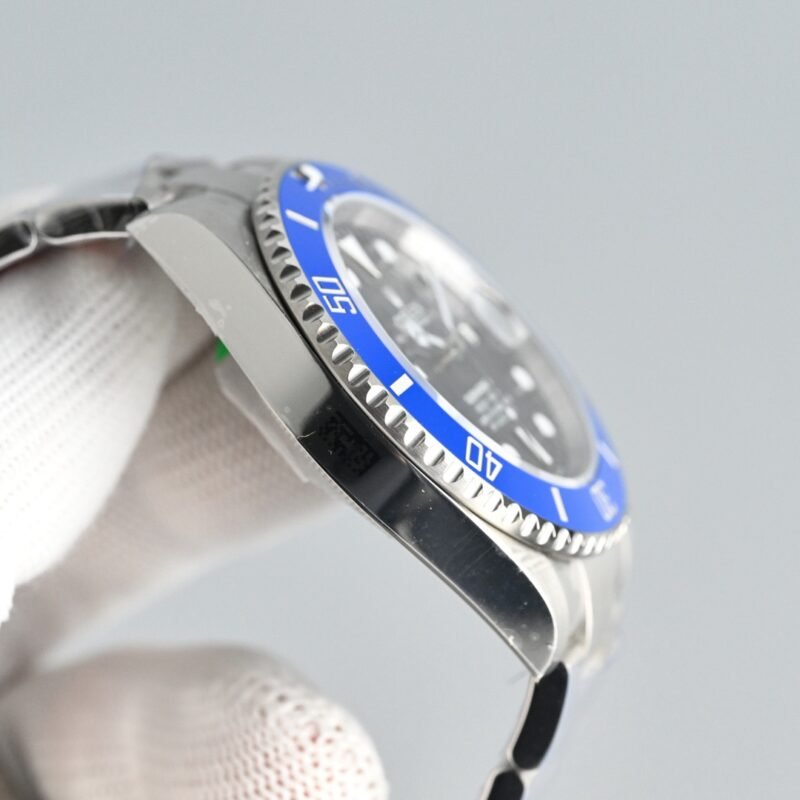 IMG_1744 🕰️ Rolex Submariner Date 41 mm – Reference 0608003