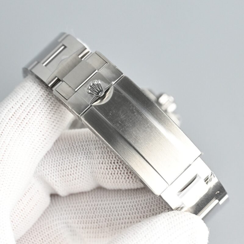 IMG_1747 🕰️ Rolex Submariner Date 41 mm – Reference 0608003