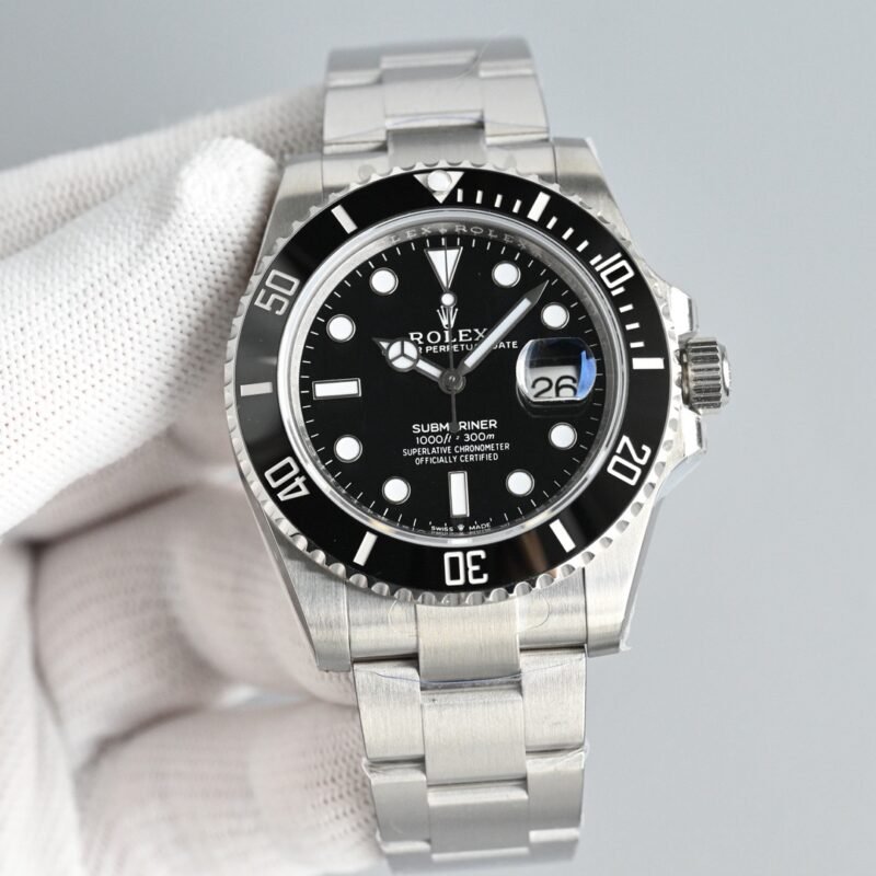 IMG_1749 🕰️ Rolex Submariner Date 41 mm – Reference 0608002