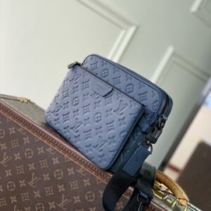 Louis Vuitton Trio Messenger Bag Model：M27925