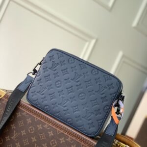 Louis Vuitton Trio Messenger Bag Model：M27925