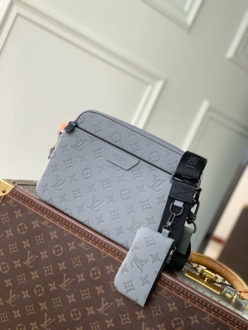 IMG_1803 Louis Vuitton Trio Messenger Bag Model:M27185
