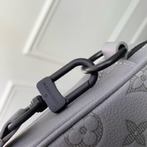 Louis Vuitton Trio Messenger Bag Model：M27185