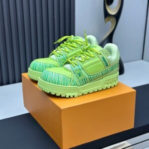 Louis Vuitton Trainer Max Sneakers Model：0608007