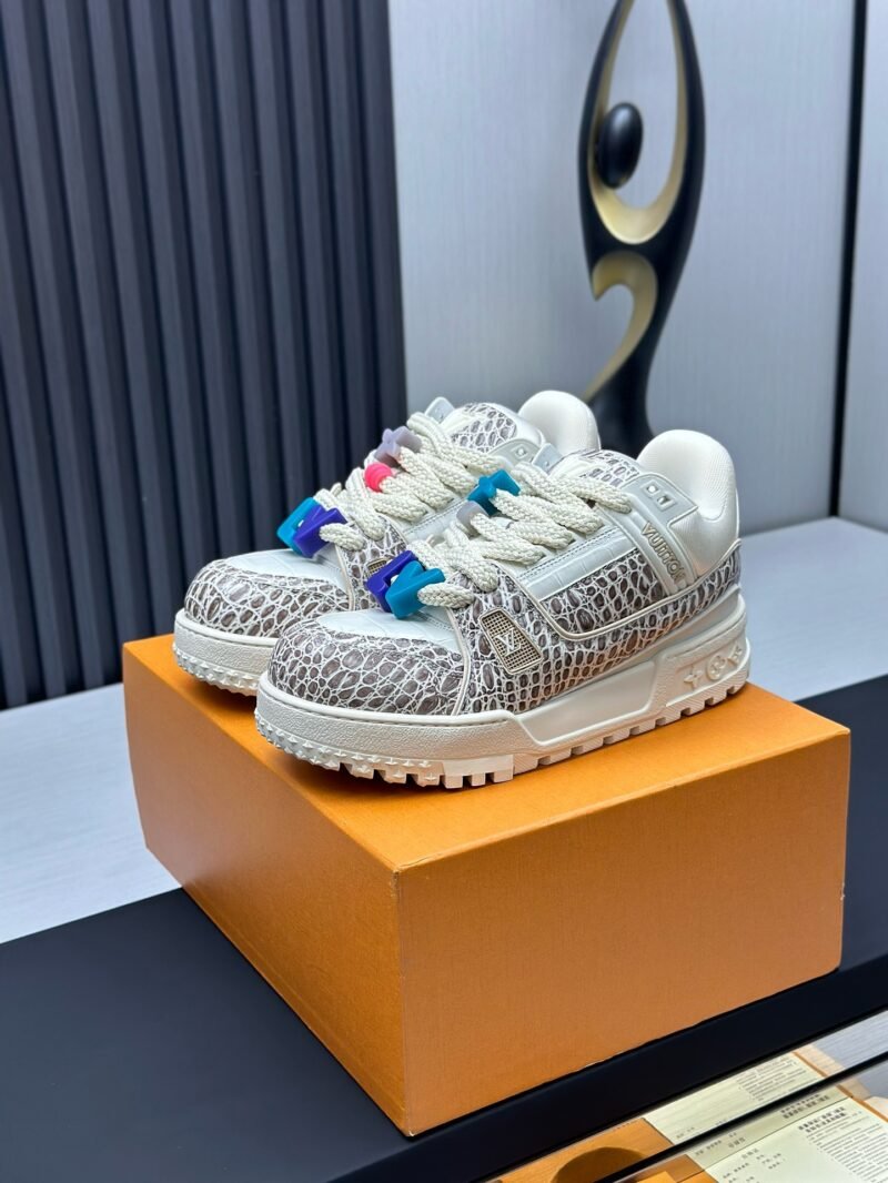 Louis Vuitton Trainer Max Sneakers Model：0608007