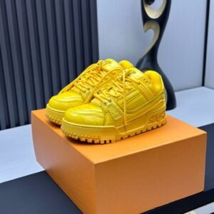 IMG_2018 Louis Vuitton Trainer Max Sneakers Model:0608013