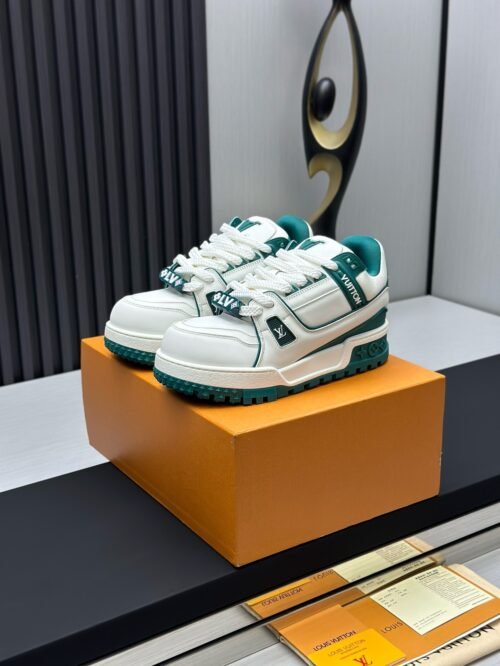 Louis Vuitton Trainer Max Sneakers Model：0608021