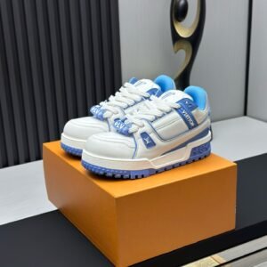 IMG_2023 Louis Vuitton Trainer Max Sneakers Model:0608018