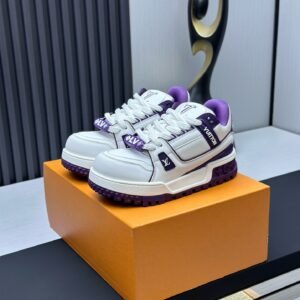 IMG_2024 Louis Vuitton Trainer Max Sneakers Model:0608018