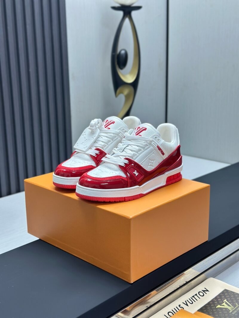Louis Vuitton Trainer Sneakers Model：0608009