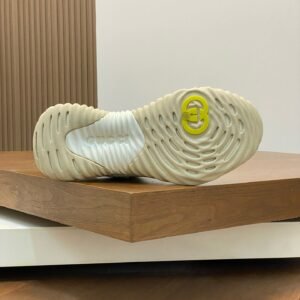 11 Gucci Ripple Sneakers Model:0608001