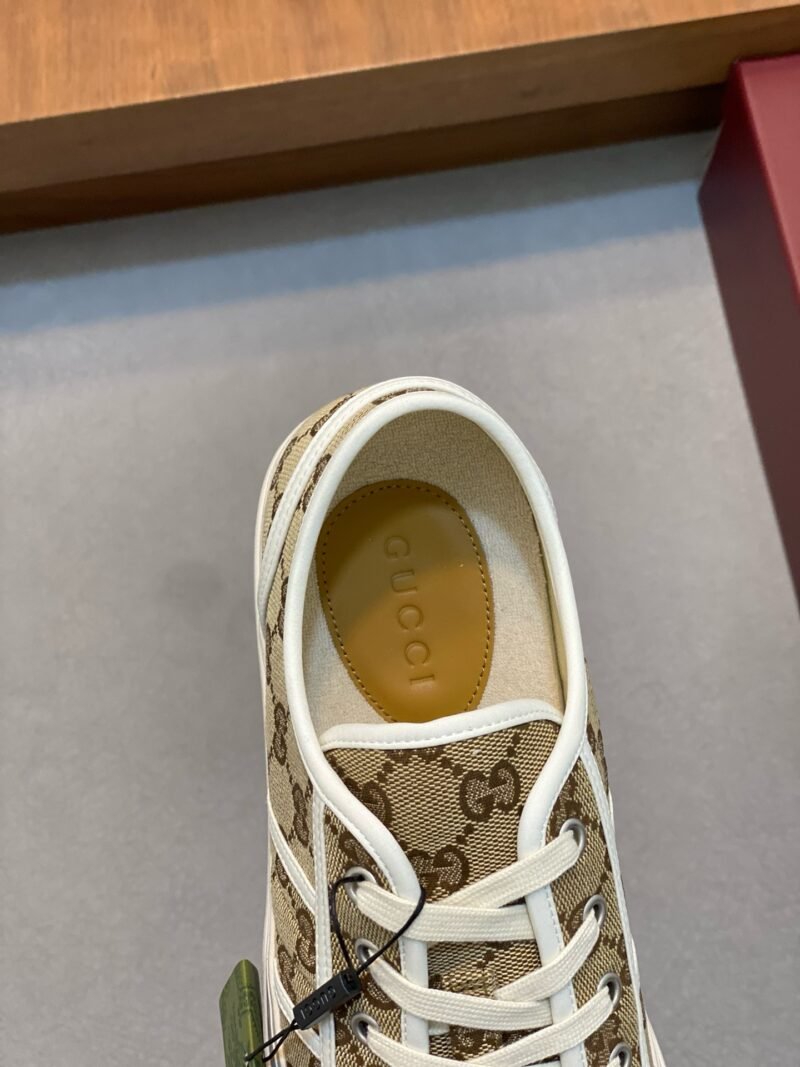 Gucci Canvas Sneakers Model：0608003