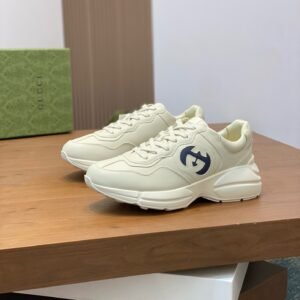 11 Gucci Rhyton sneaker Model:0608009