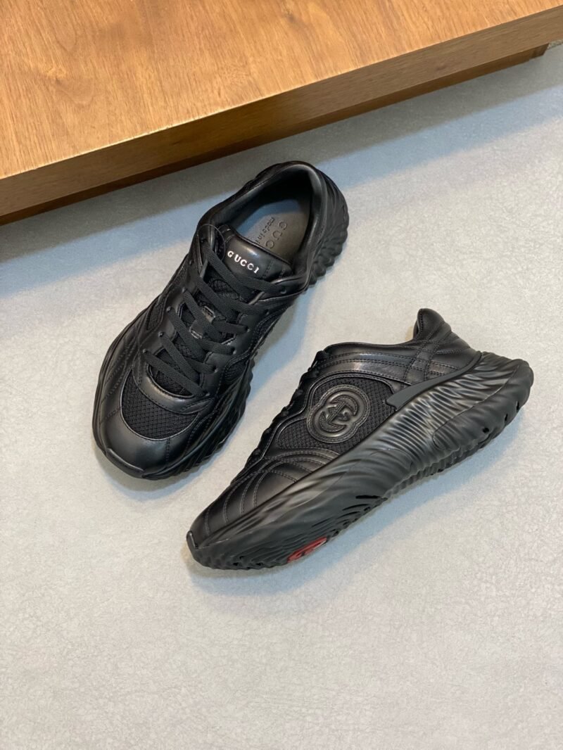 Gucci Ripple Sneakers Model：0608002