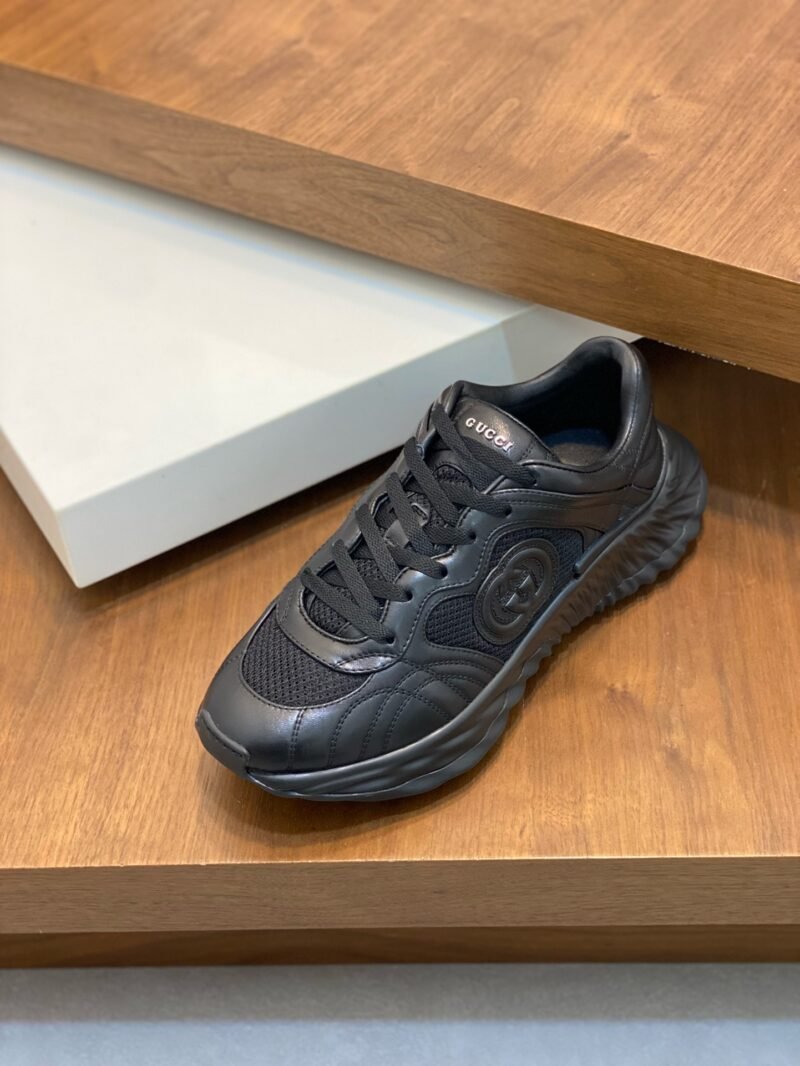 Gucci Ripple Sneakers Model：0608002