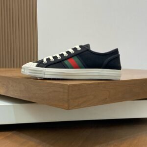 Gucci Canvas Sneakers Model：0608004