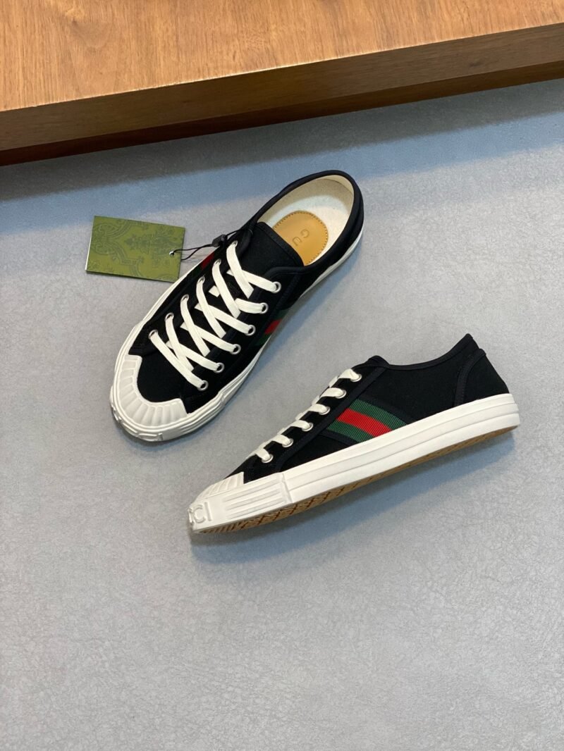 Gucci Canvas Sneakers Model：0608004