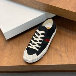 Gucci Canvas Sneakers Model：0608004