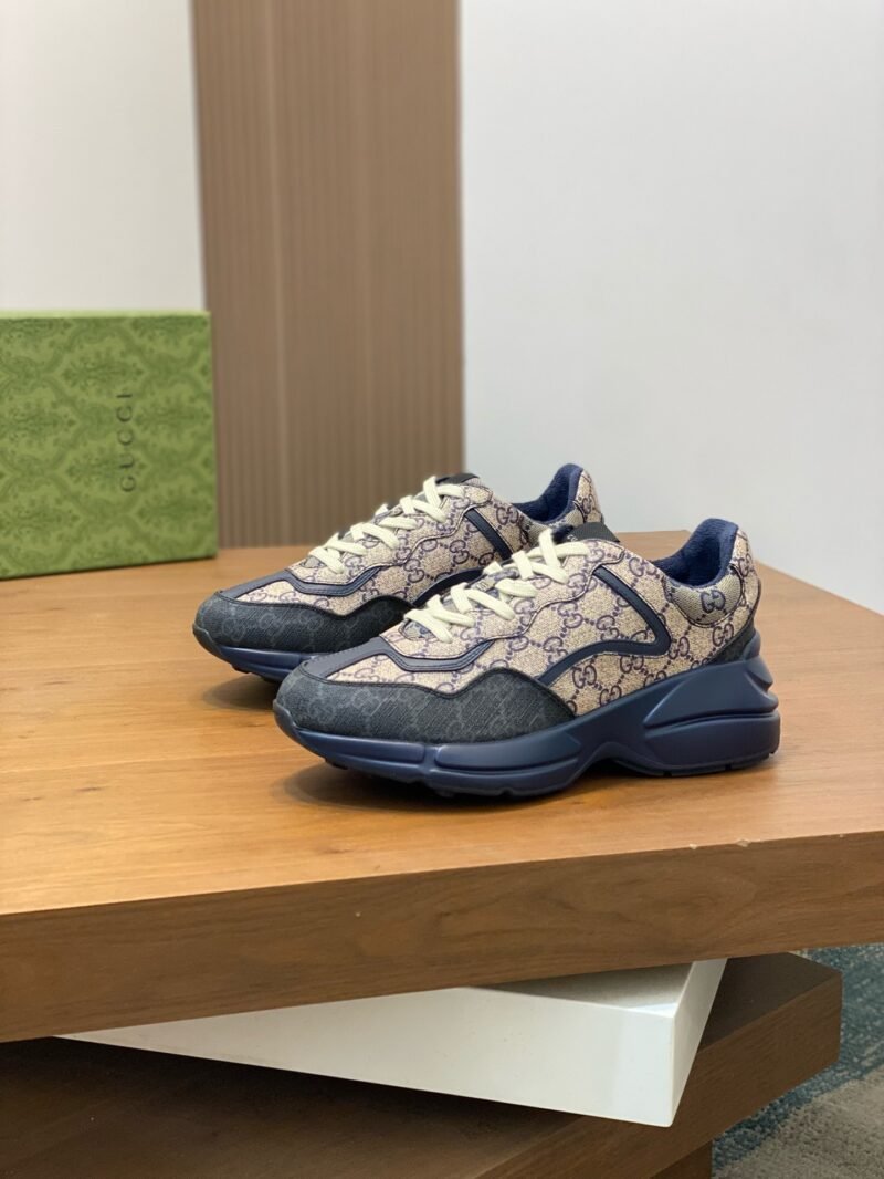 32 Gucci Rhyton sneaker Model:0608009