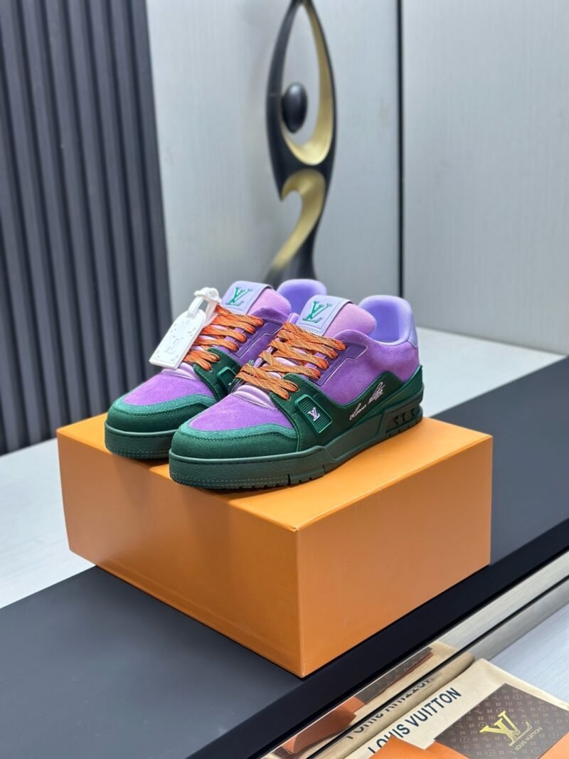 Louis Vuitton Trainer Sneakers Model：0608034