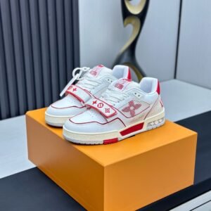 Louis Vuitton Trainer Sneakers Model：0608037
