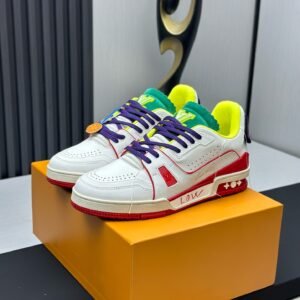 Louis Vuitton Trainer Sneakers Model：0608039