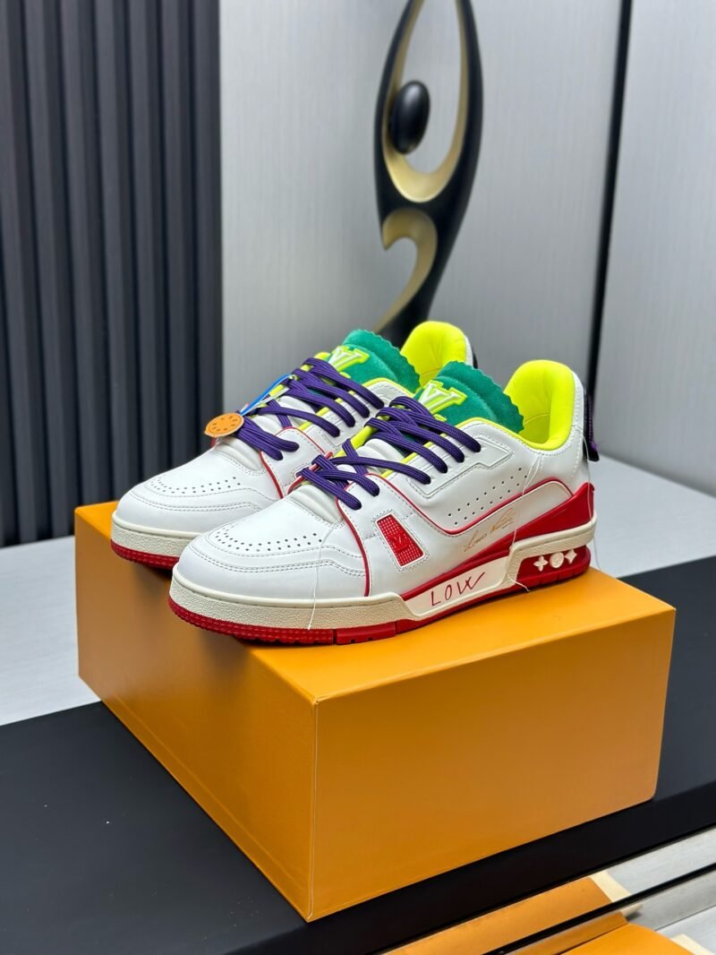 Louis Vuitton Trainer Sneakers Model：0608039