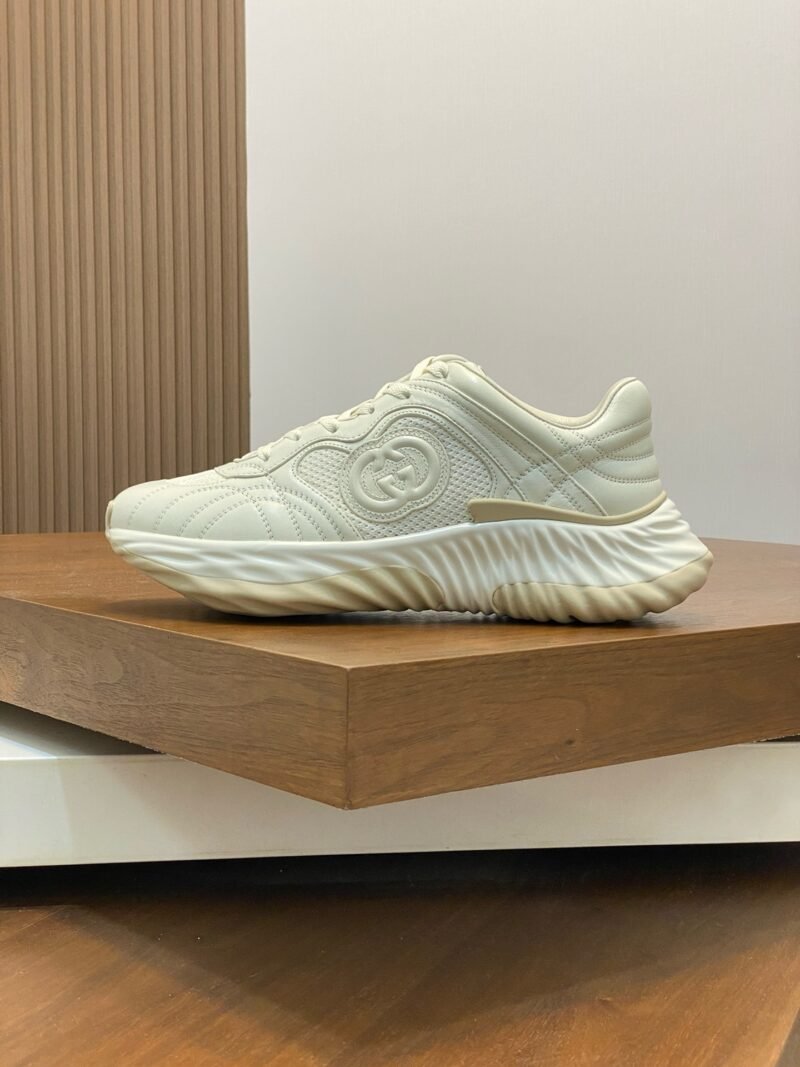 6 Gucci Ripple Sneakers Model:0608001