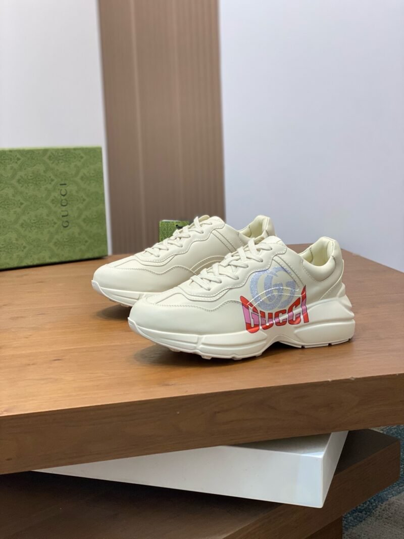 Gucci Rhyton sneaker Model：0608006