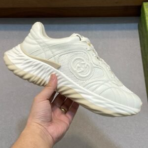8 Gucci Ripple Sneakers Model:0608001