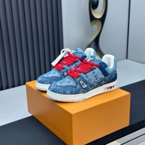 Louis Vuitton Trainer Sneakers Model：0608017