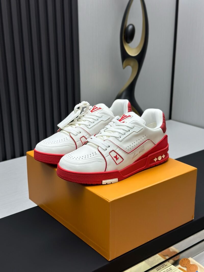 Louis Vuitton Trainer Sneakers Model：0608034