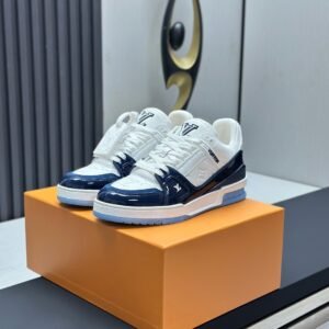 Louis Vuitton Trainer Sneakers Model：0608009