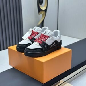 Louis Vuitton Trainer Sneakers Model：0608027