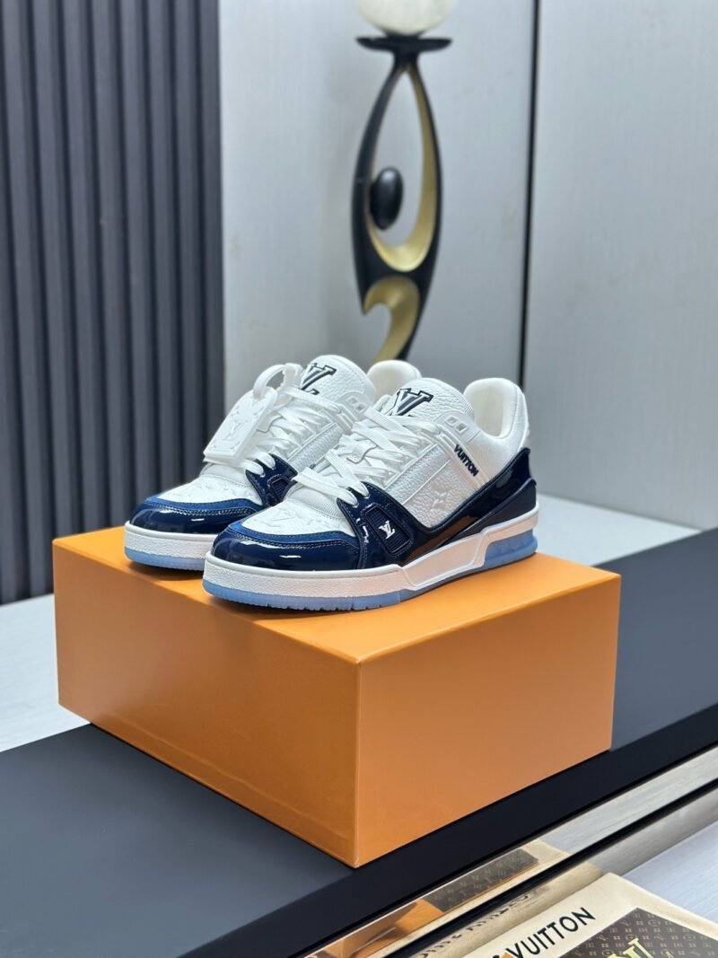 Louis Vuitton Trainer Sneakers Model：0608009